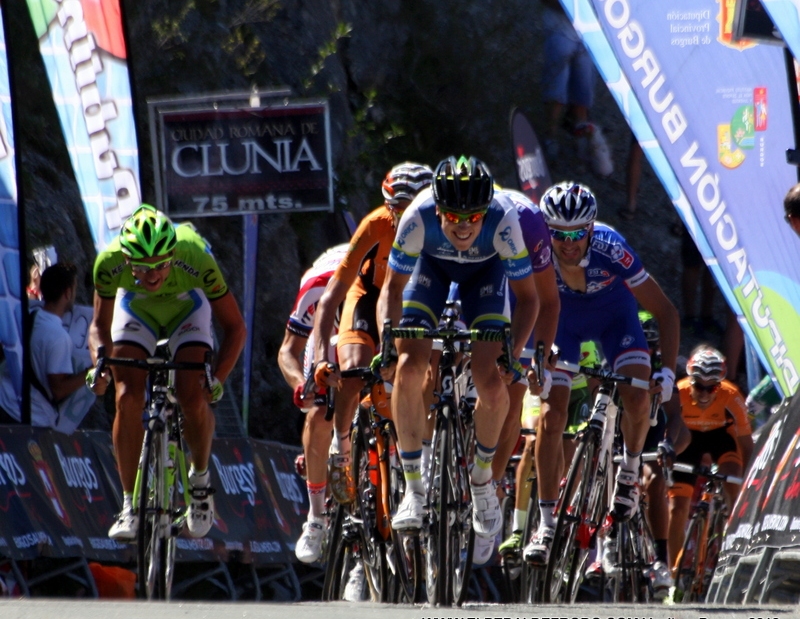 2ª etapa con seis puertos de montaña que finalizará en Ojo Guareña